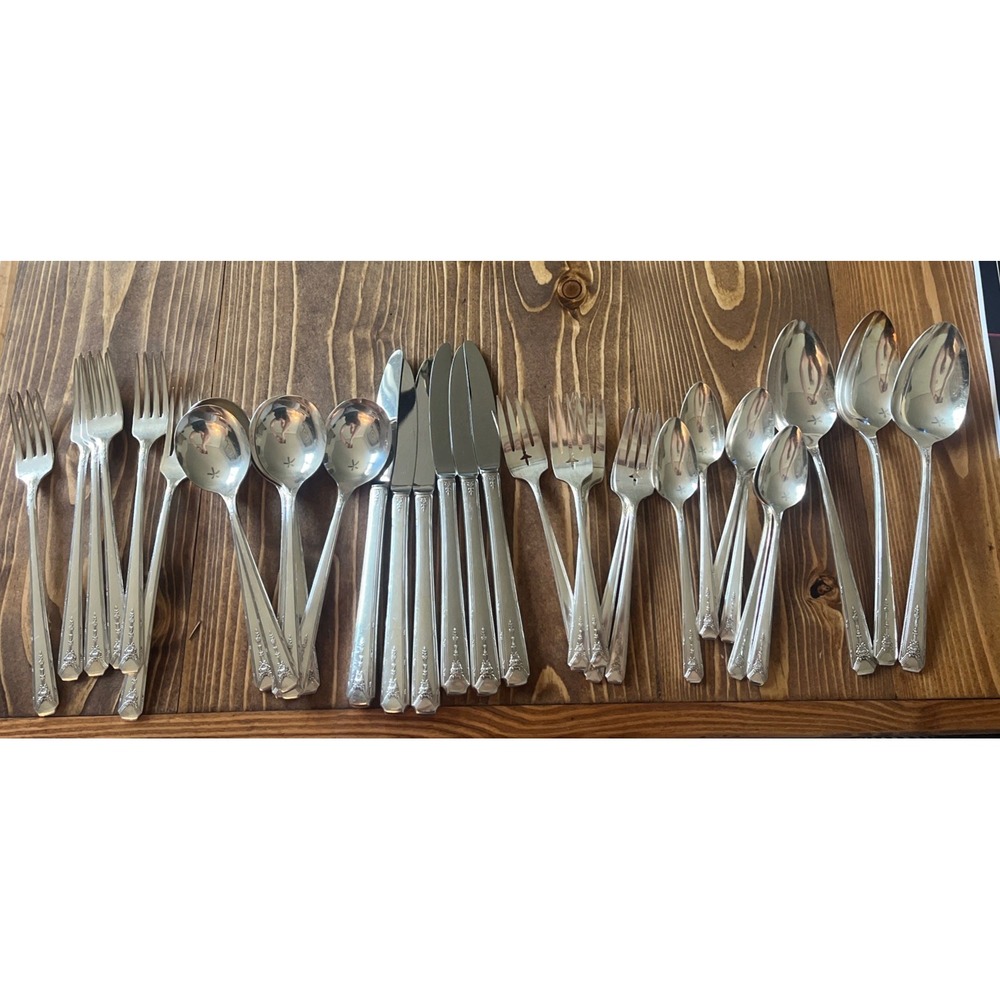 Oneida Community MILADY Flatware Set Silverplate Stainless 33 Pc Silverware